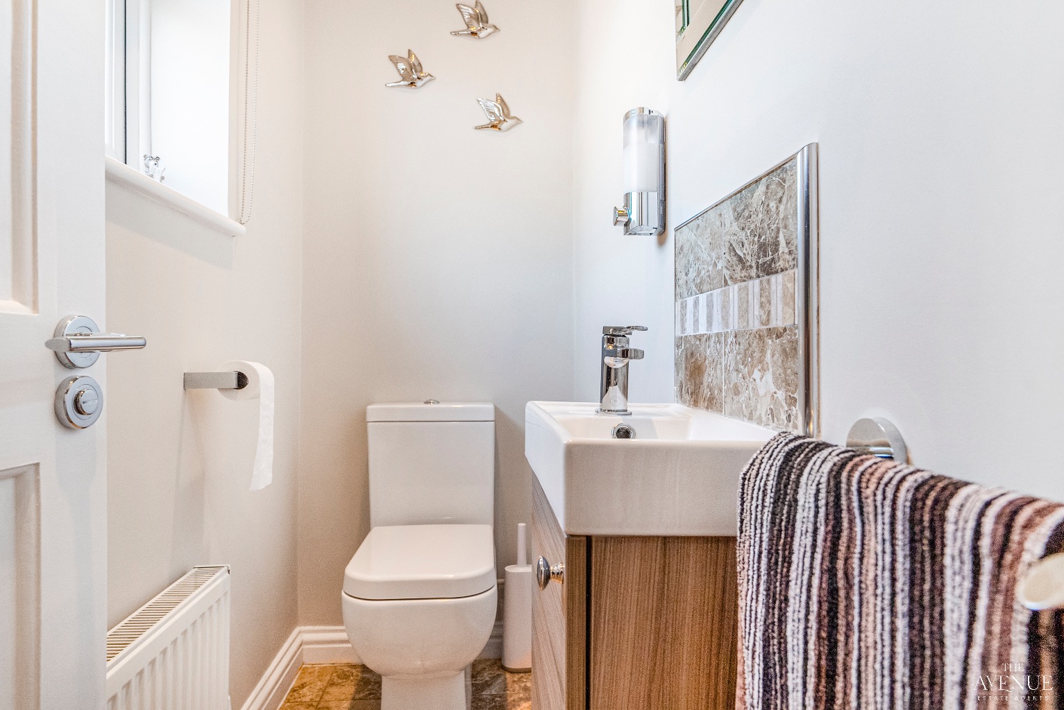 3 bed terraced house for sale in Hogarth Road, Stifford Clays 10