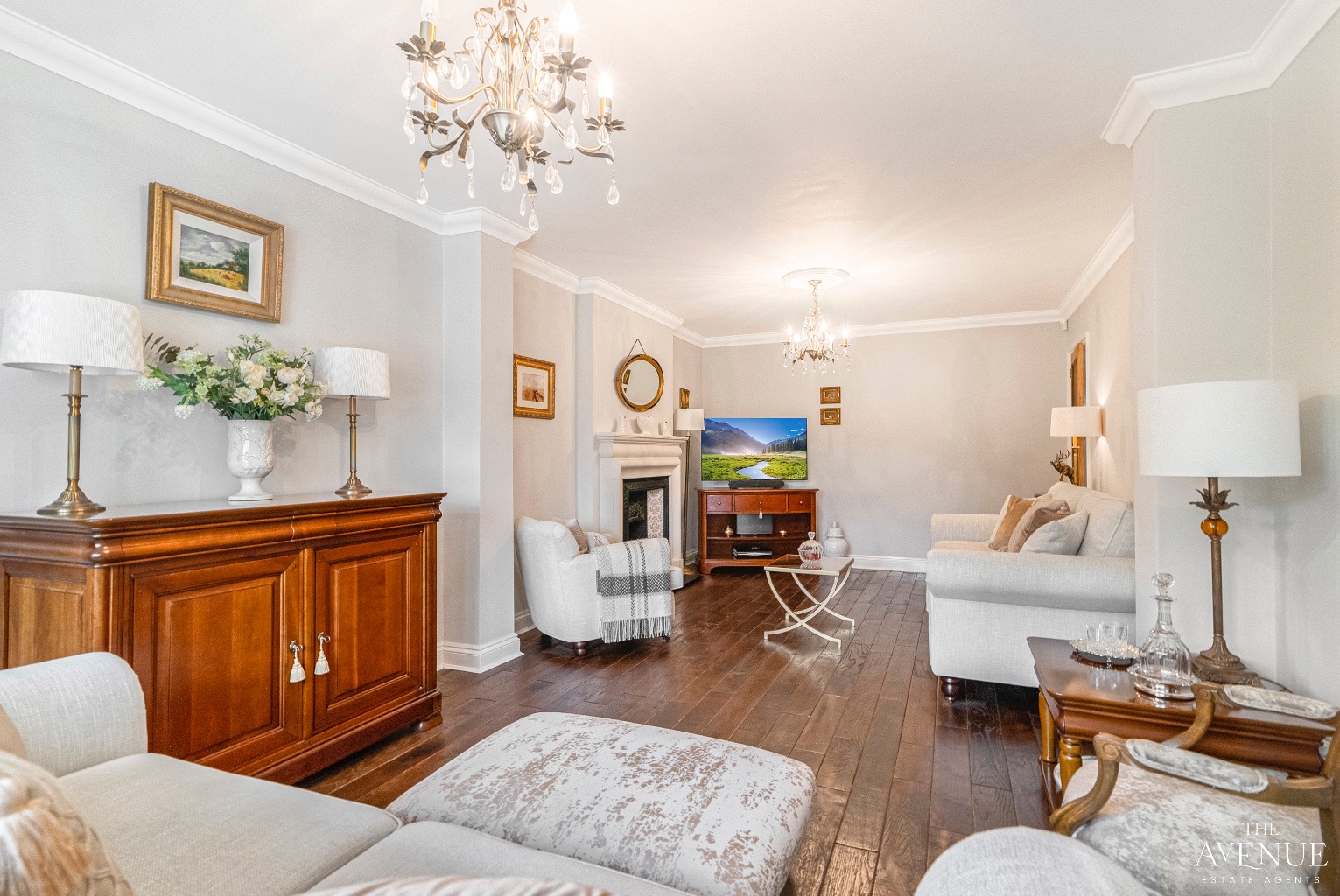 4 bed detached house for sale in Chestnut Avenue, North Grays 4
