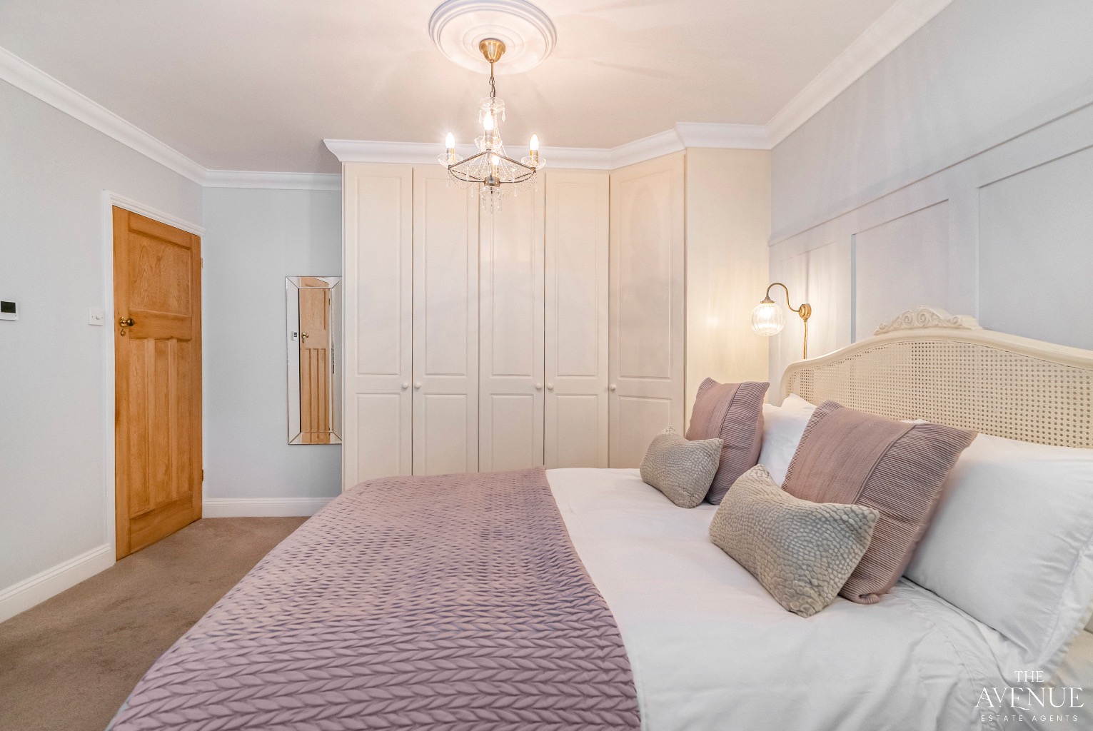 4 bed detached house for sale in Chestnut Avenue, North Grays 18