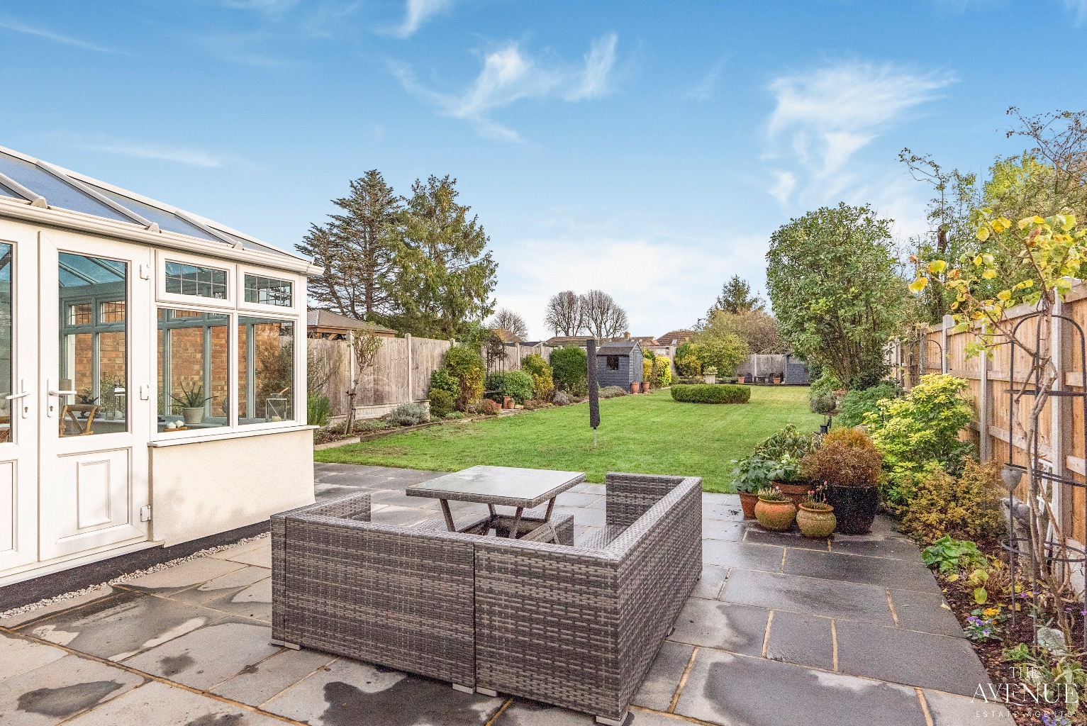 4 bed detached house for sale in Chestnut Avenue, North Grays 12