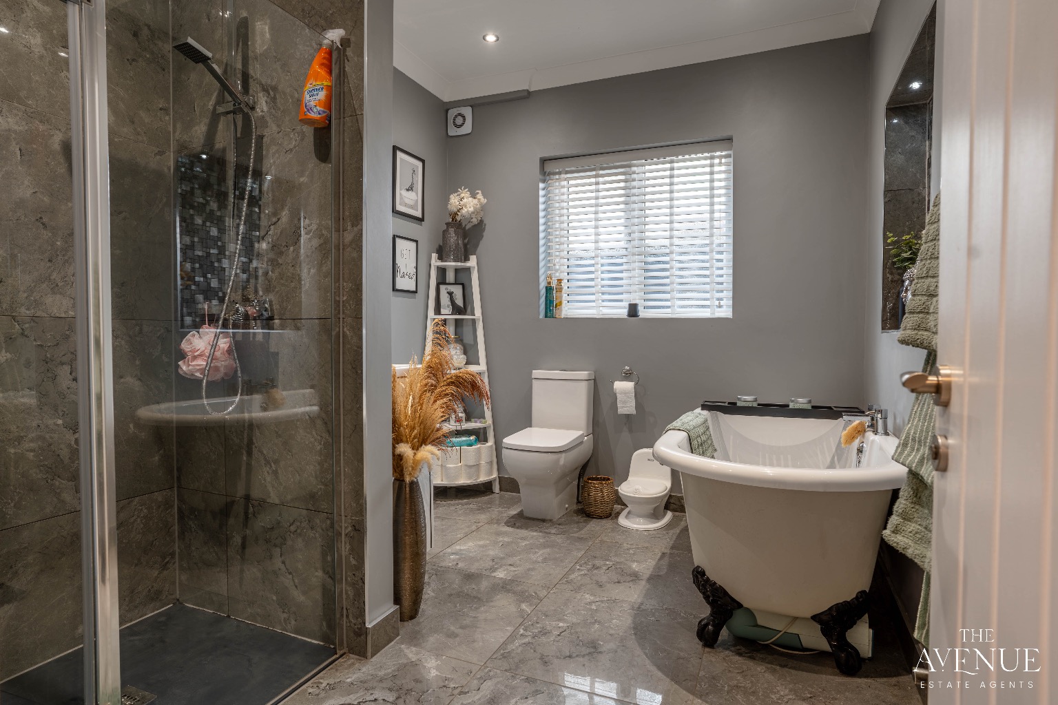 4 bed semi-detached house for sale in Gordon Road, Horndon-on-the-Hill  - Property Image 7