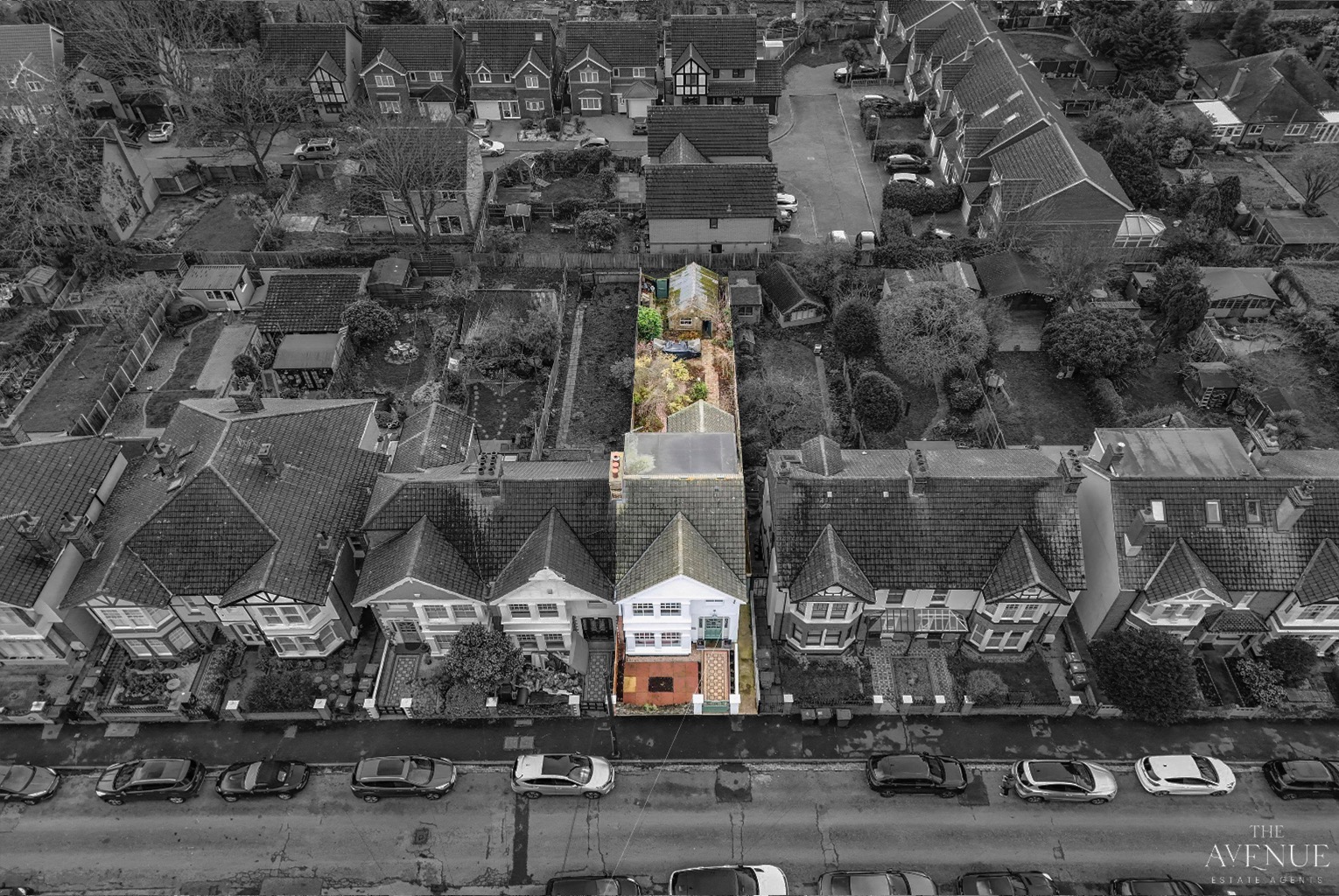 3 bed end of terrace house for sale in High View Avenue, Grays 9