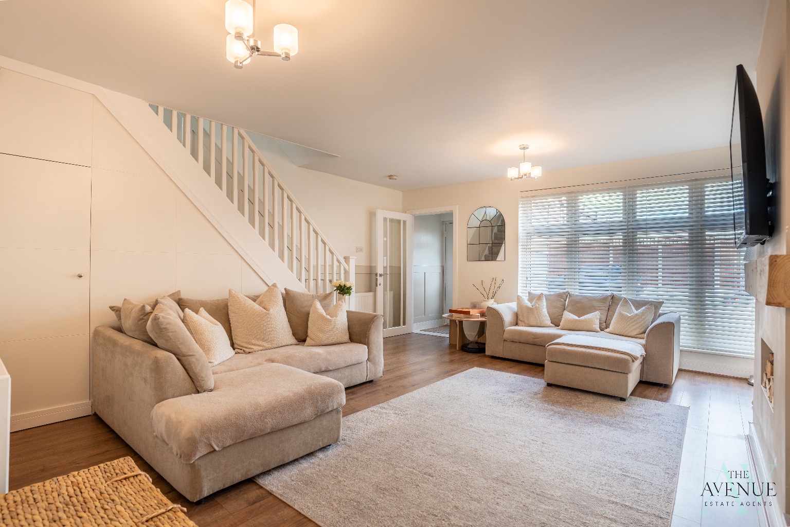 3 bed terraced house for sale in Larkswood Road, Corringham 3