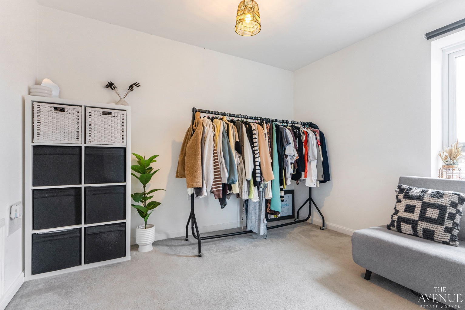 2 bed flat for sale in The Chase, Grays 9