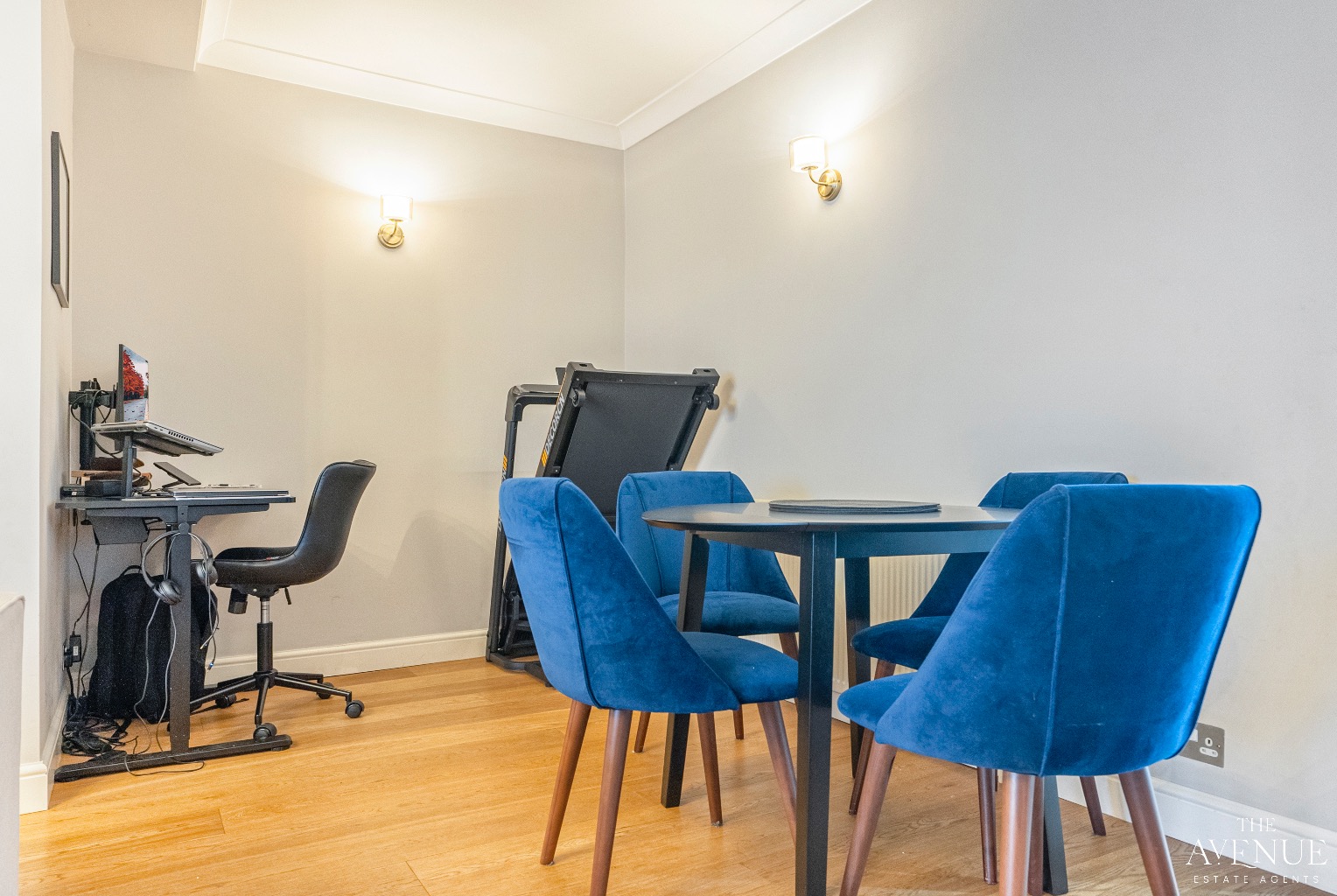 2 bed terraced house for sale in Manser Road, Rainham  - Property Image 4