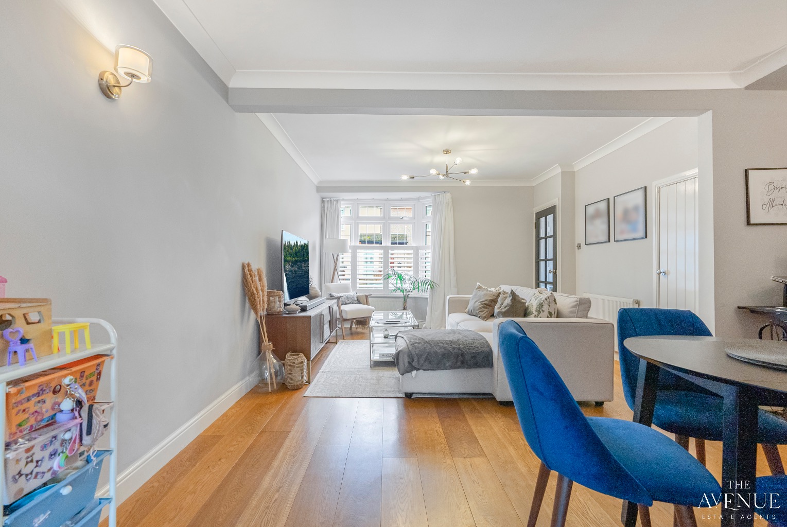 2 bed terraced house for sale in Manser Road, Rainham 5