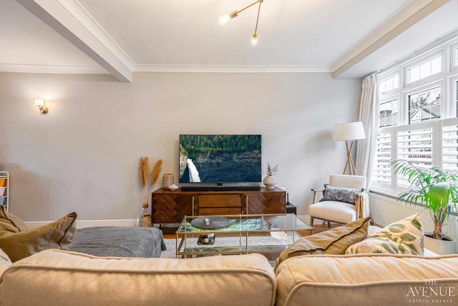 2 bed terraced house for sale in Manser Road, Rainham 6