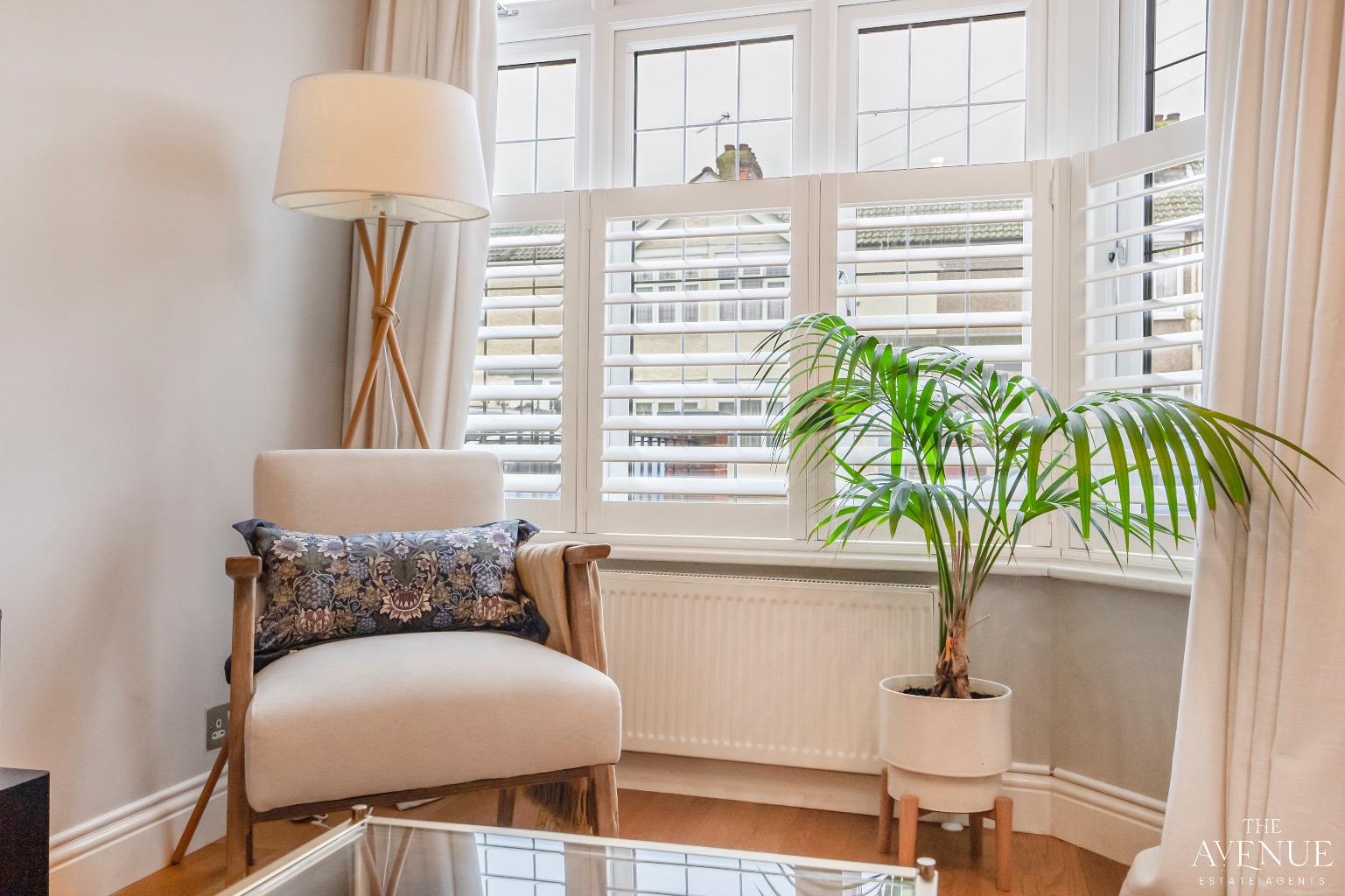 2 bed terraced house for sale in Manser Road, Rainham 1
