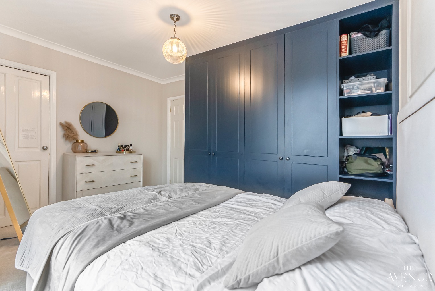 2 bed terraced house for sale in Manser Road, Rainham 8