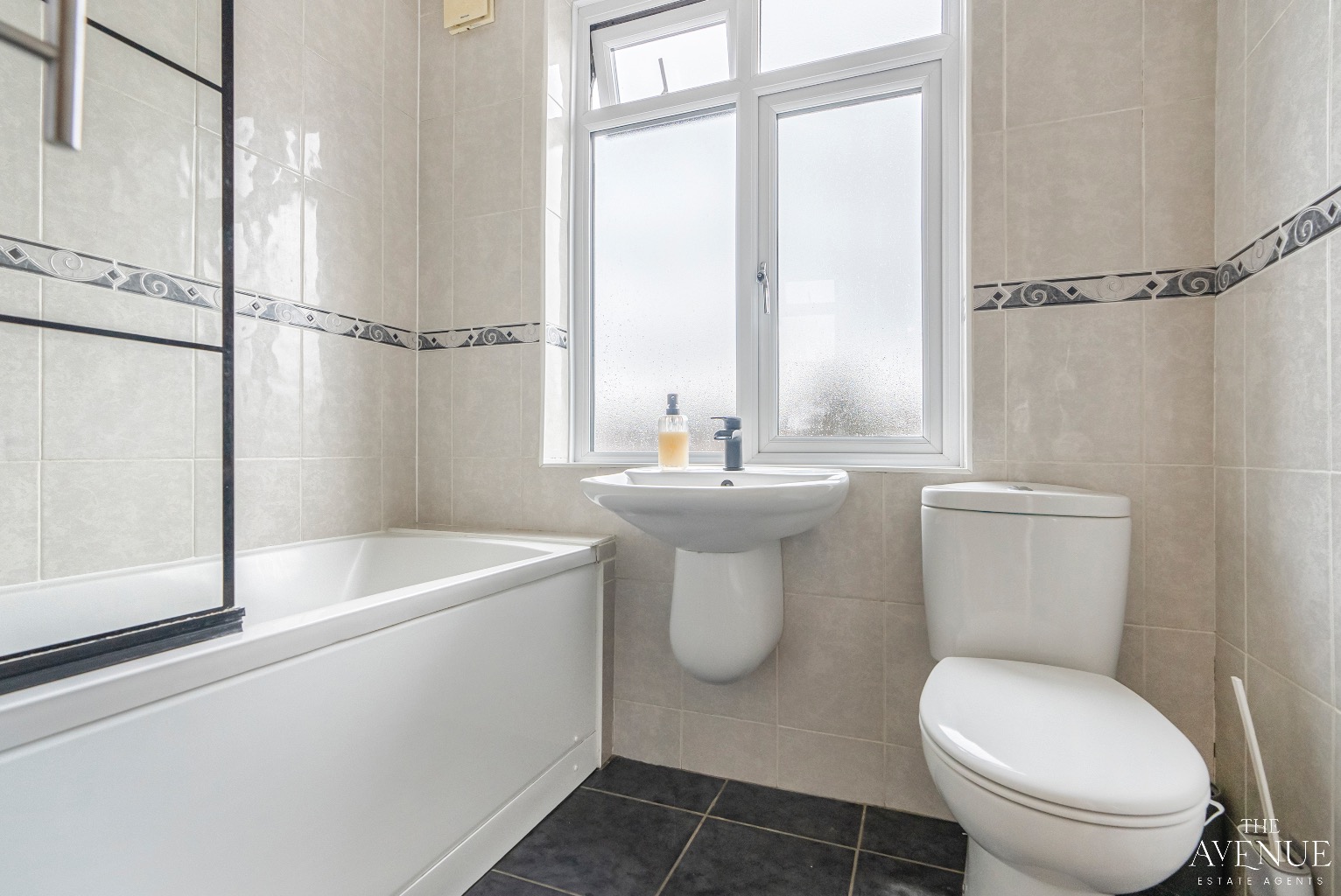 2 bed terraced house for sale in Manser Road, Rainham 10