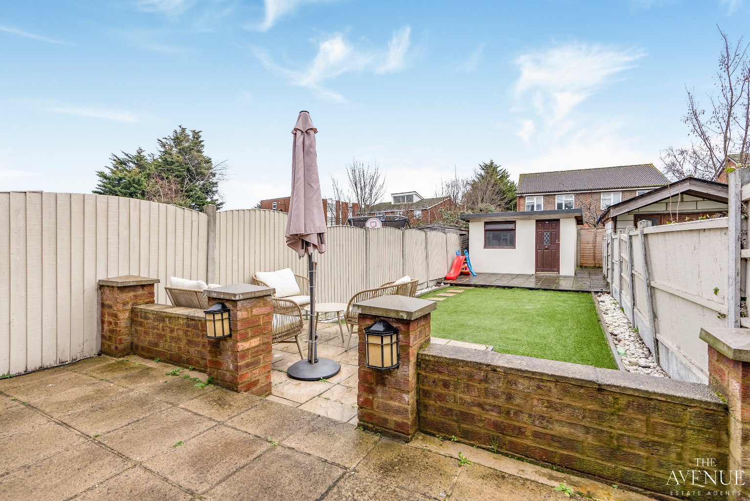 2 bed terraced house for sale in Manser Road, Rainham 11