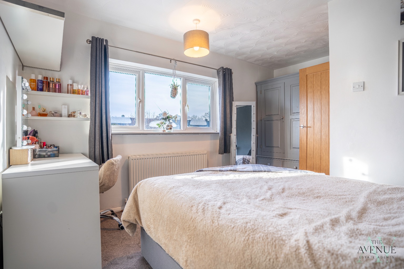 3 bed end of terrace house for sale in Chafford Way, Stifford Clays 8
