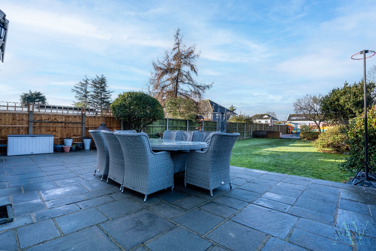 5 bed detached house for sale in Connaught Avenue, Grays 6