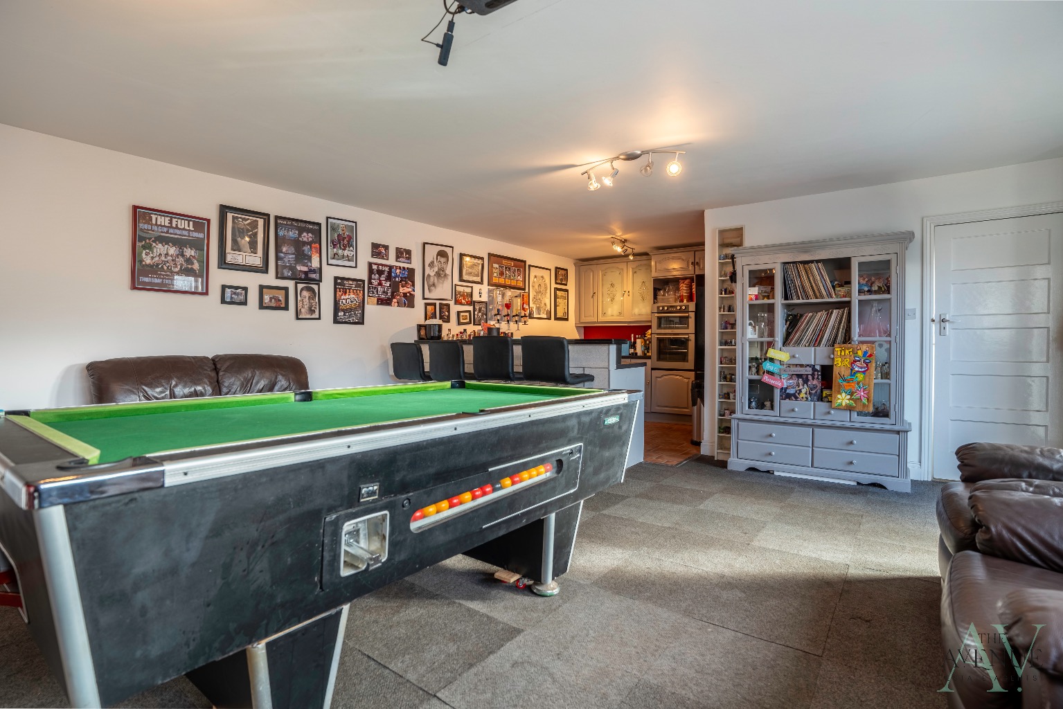 5 bed detached house for sale in Connaught Avenue, Grays  - Property Image 17