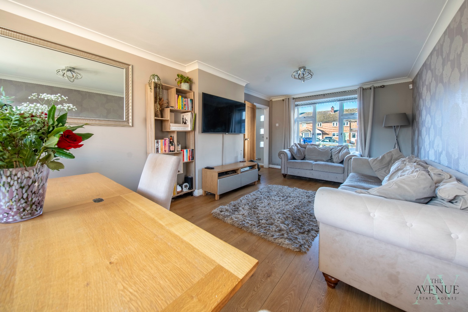 3 bed end of terrace house for sale in Goddard Road, Grays  - Property Image 3