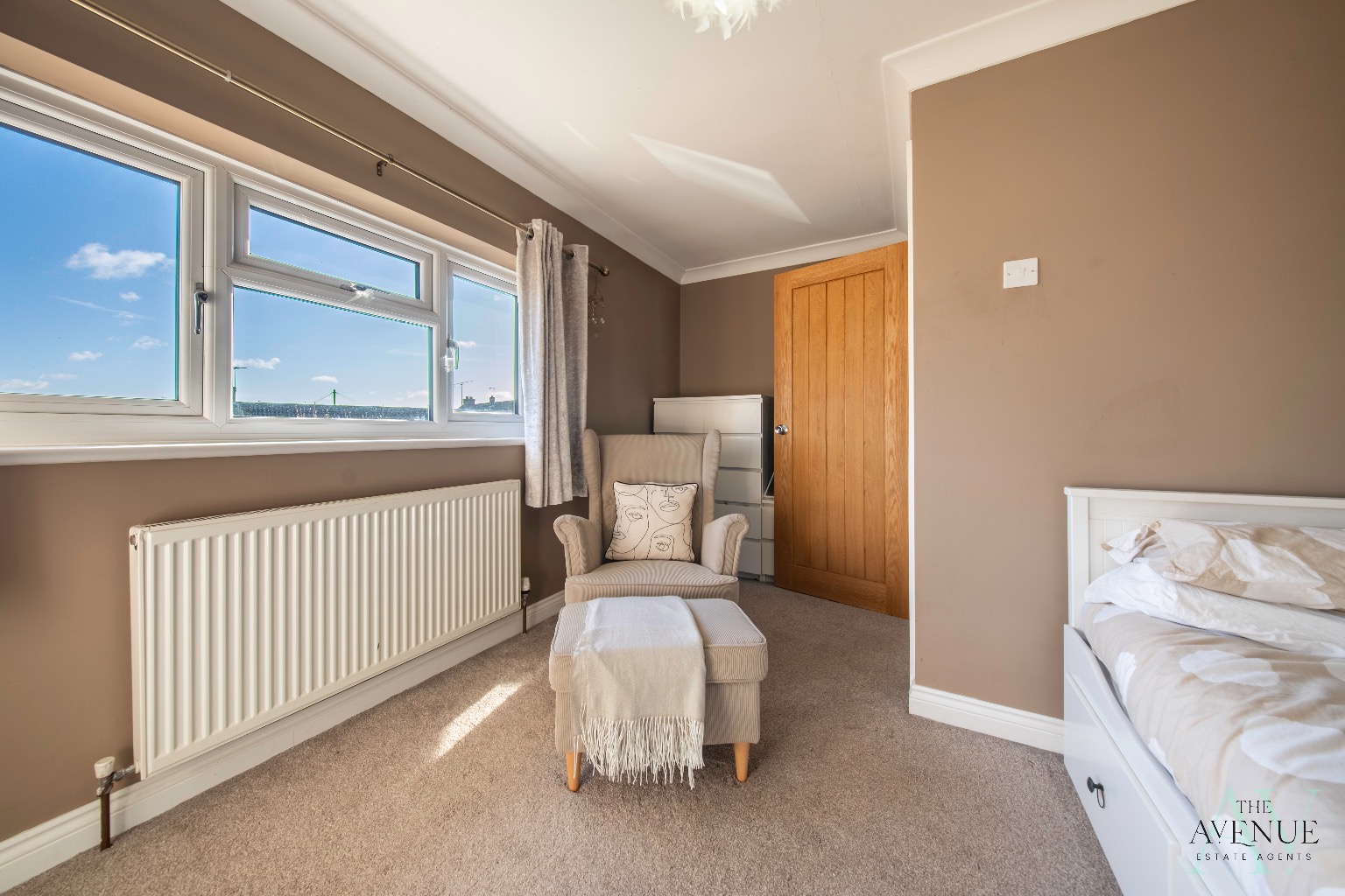 3 bed end of terrace house for sale in Goddard Road, Grays  - Property Image 11