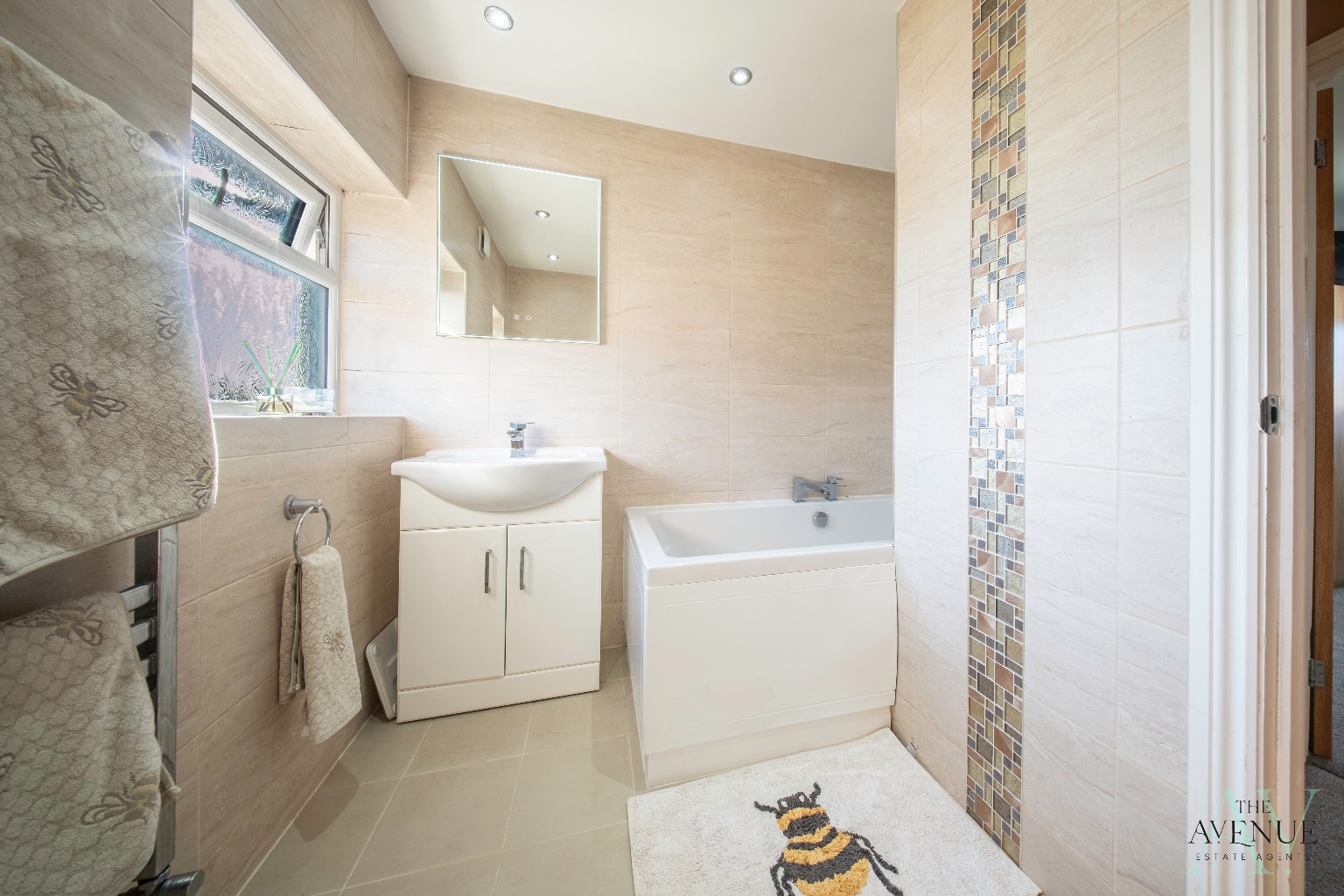 3 bed end of terrace house for sale in Goddard Road, Grays  - Property Image 13