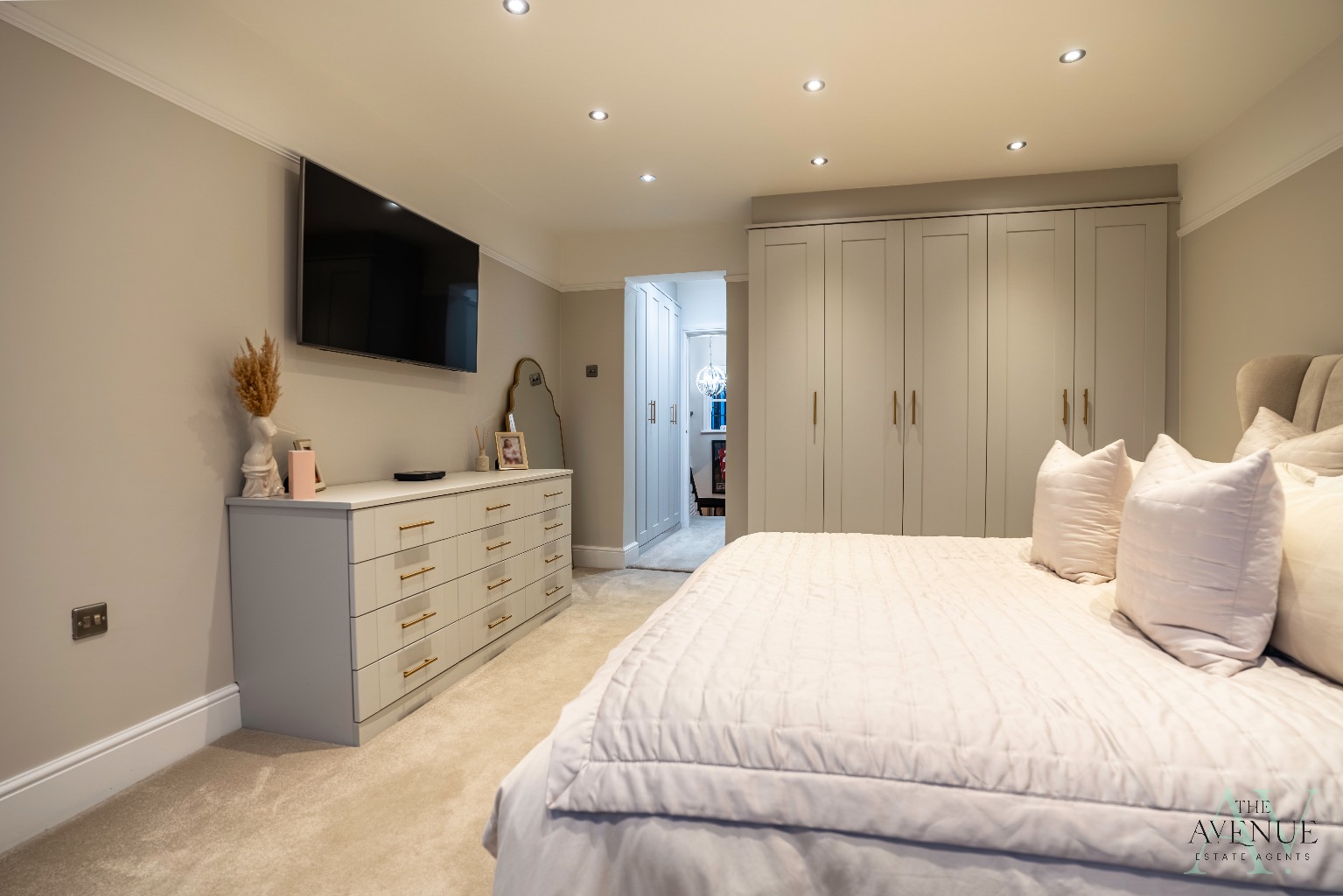 4 bed detached house for sale in Chestnut Avenue, North Grays  - Property Image 15