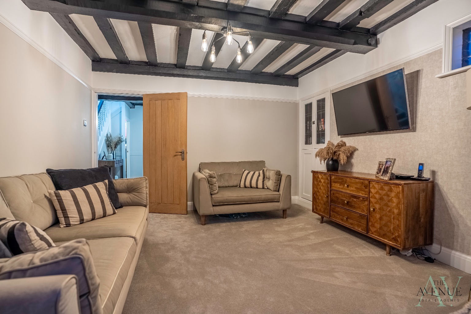 4 bed detached house for sale in Chestnut Avenue, North Grays 7