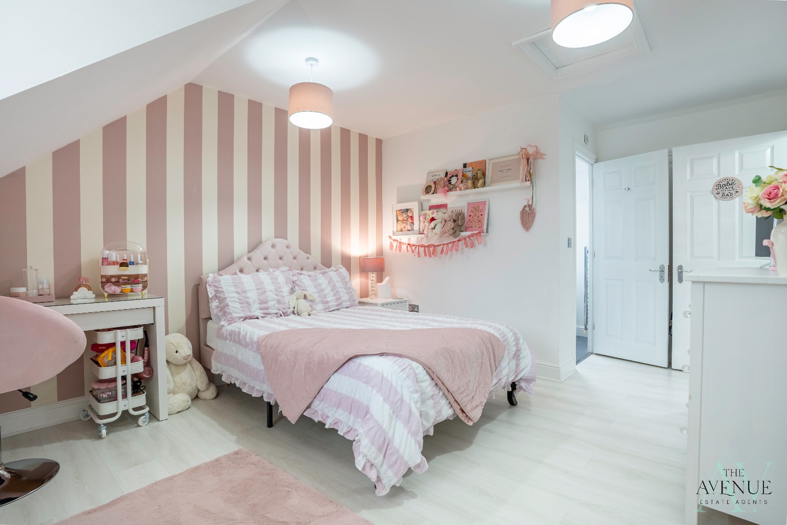 3 bed terraced house for sale in Wingfield Drive, Orsett  - Property Image 8