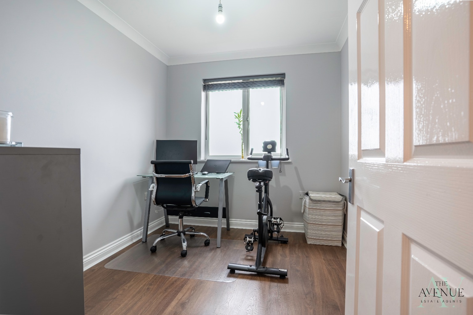 2 bed flat for sale in Worthing Close, Grays 8