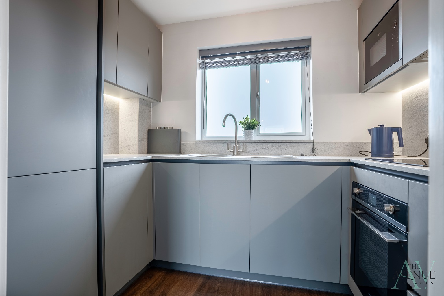 2 bed flat for sale in Worthing Close, Grays 3