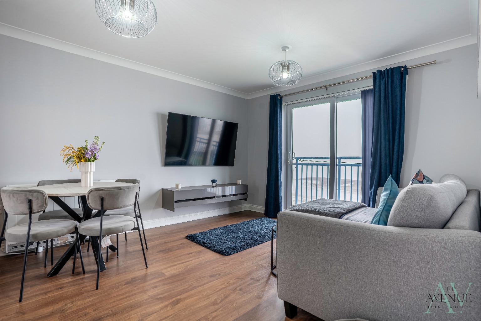 2 bed flat for sale in Worthing Close, Grays 1