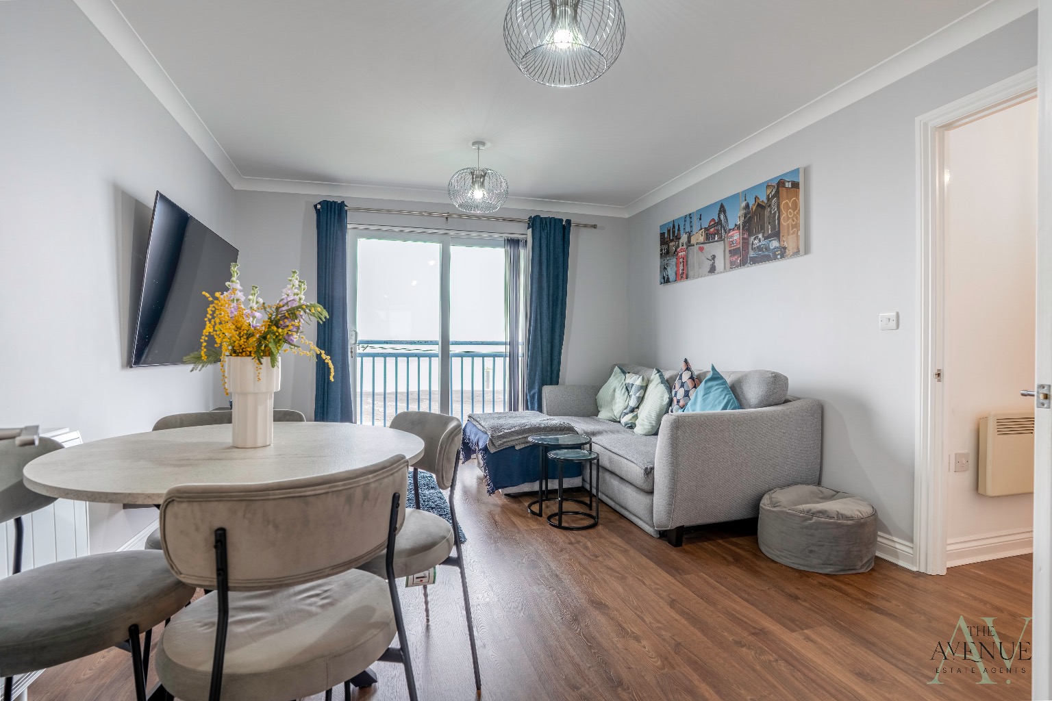 2 bed flat for sale in Worthing Close, Grays 4