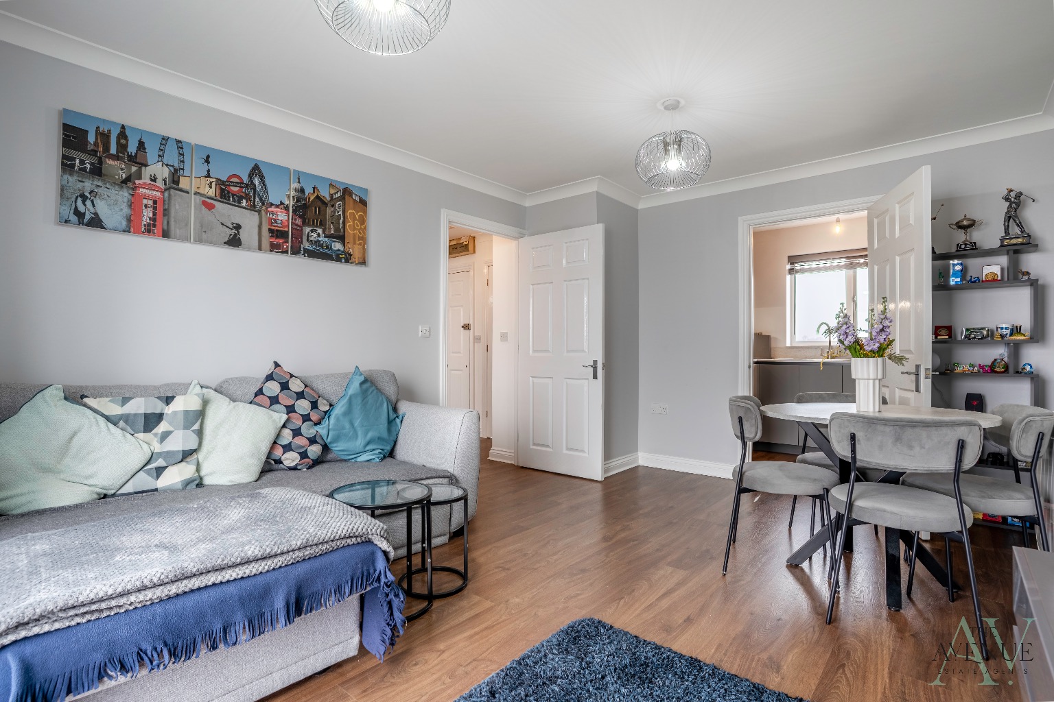 2 bed flat for sale in Worthing Close, Grays 2
