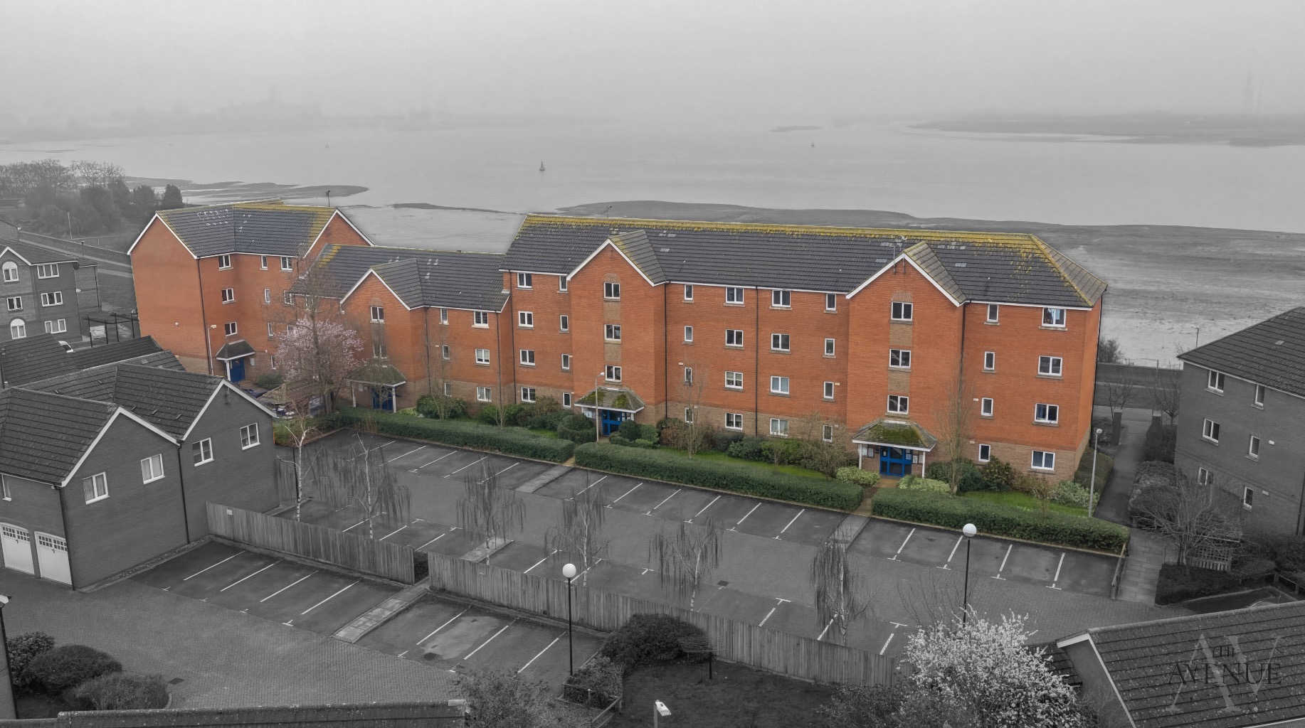 2 bed flat for sale in Worthing Close, Grays 11