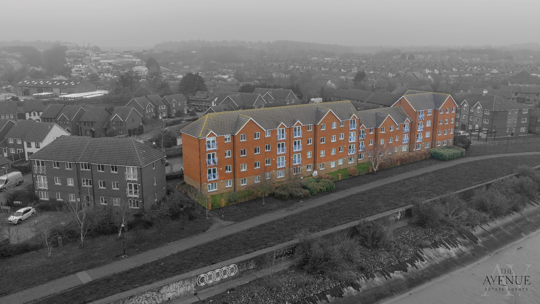 2 bed flat for sale in Worthing Close, Grays 10