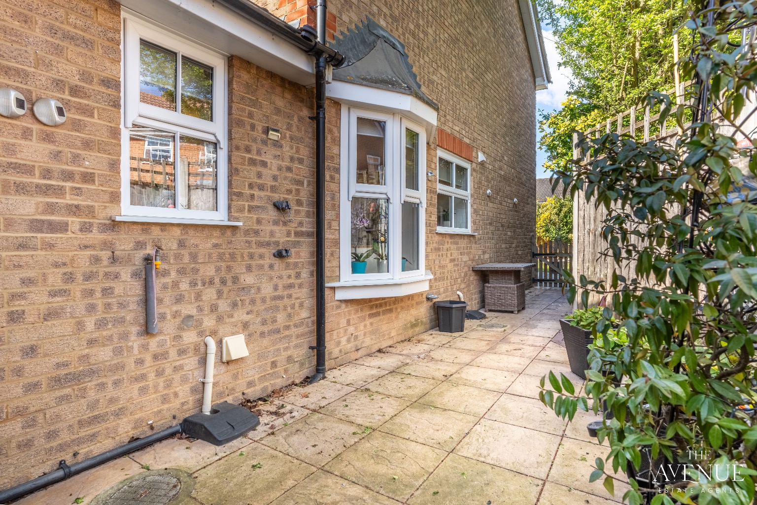 4 bed detached house for sale in Drake Road, Chafford Hundred 18