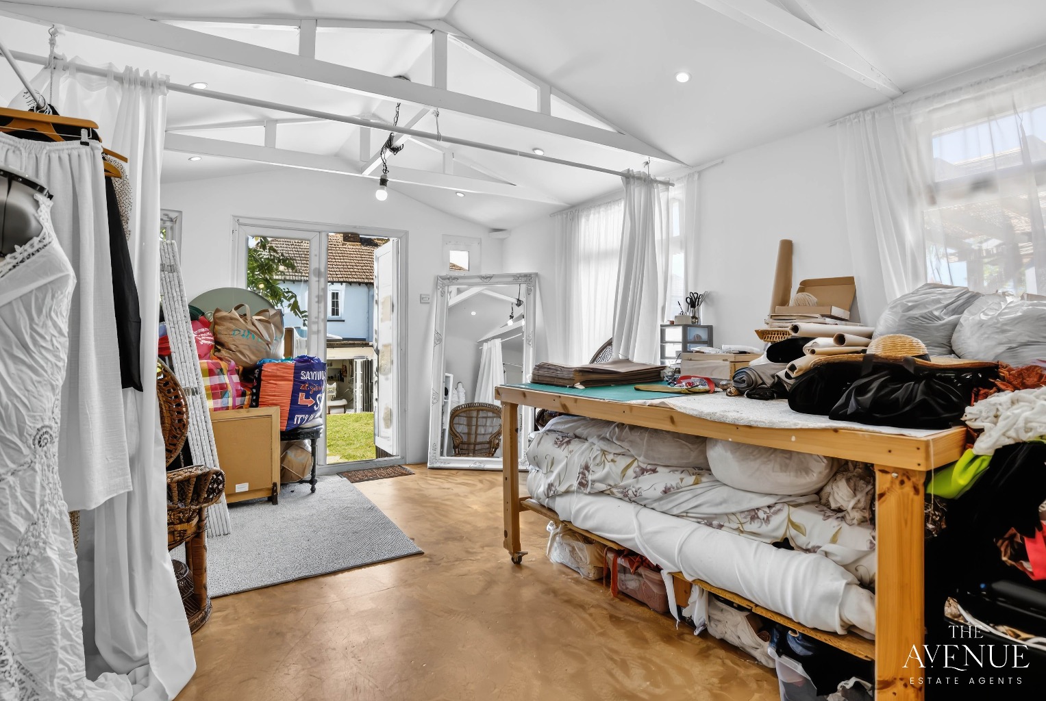 3 bed semi-detached house for sale in Hathaway Road, Grays  - Property Image 10