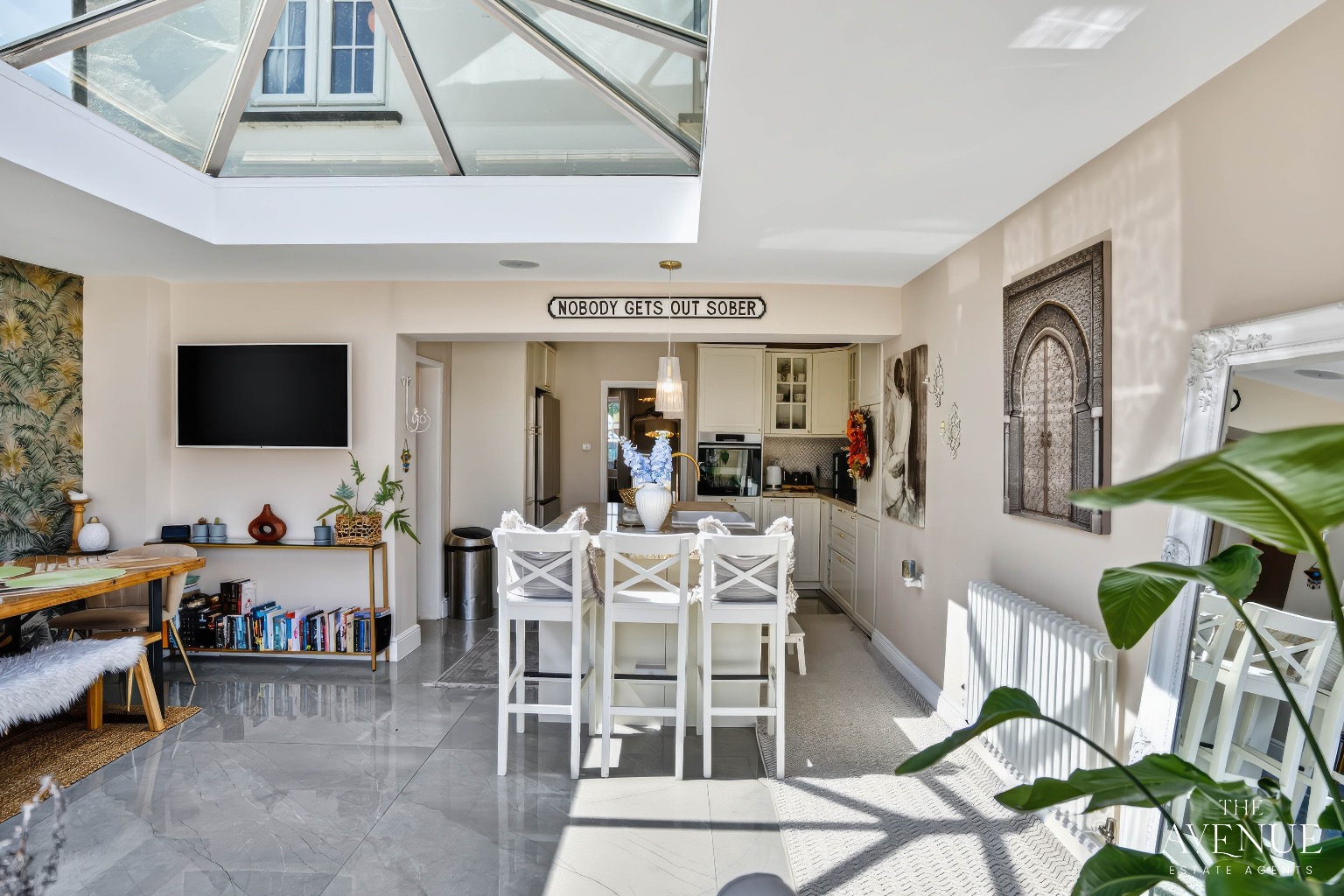 3 bed semi-detached house for sale in Hathaway Road, Grays 11
