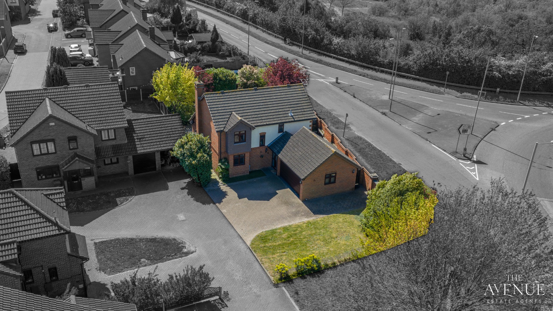 4 bed detached house for sale in Antelope Avenue, Chafford Hundred  - Property Image 24