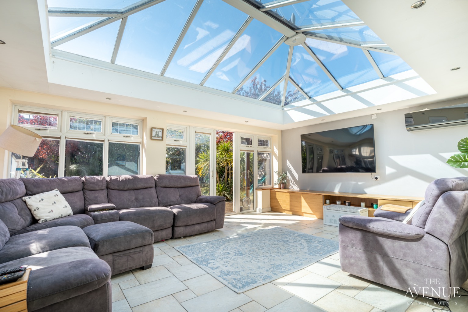 4 bed detached house for sale in Antelope Avenue, Chafford Hundred 5