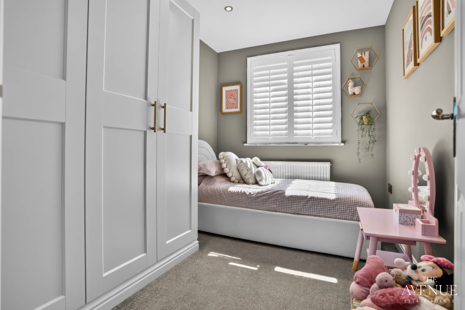3 bed semi-detached house for sale in Parkside, Woodside  - Property Image 19