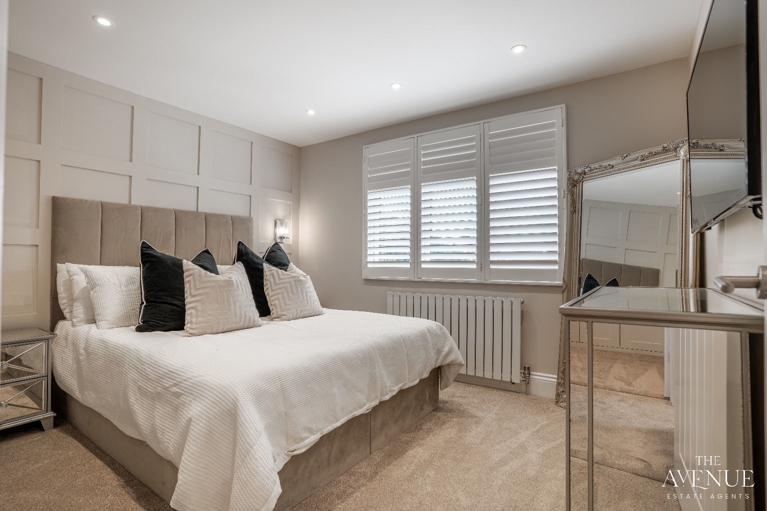 4 bed chalet for sale in Grangewood Avenue, Woodside  - Property Image 9