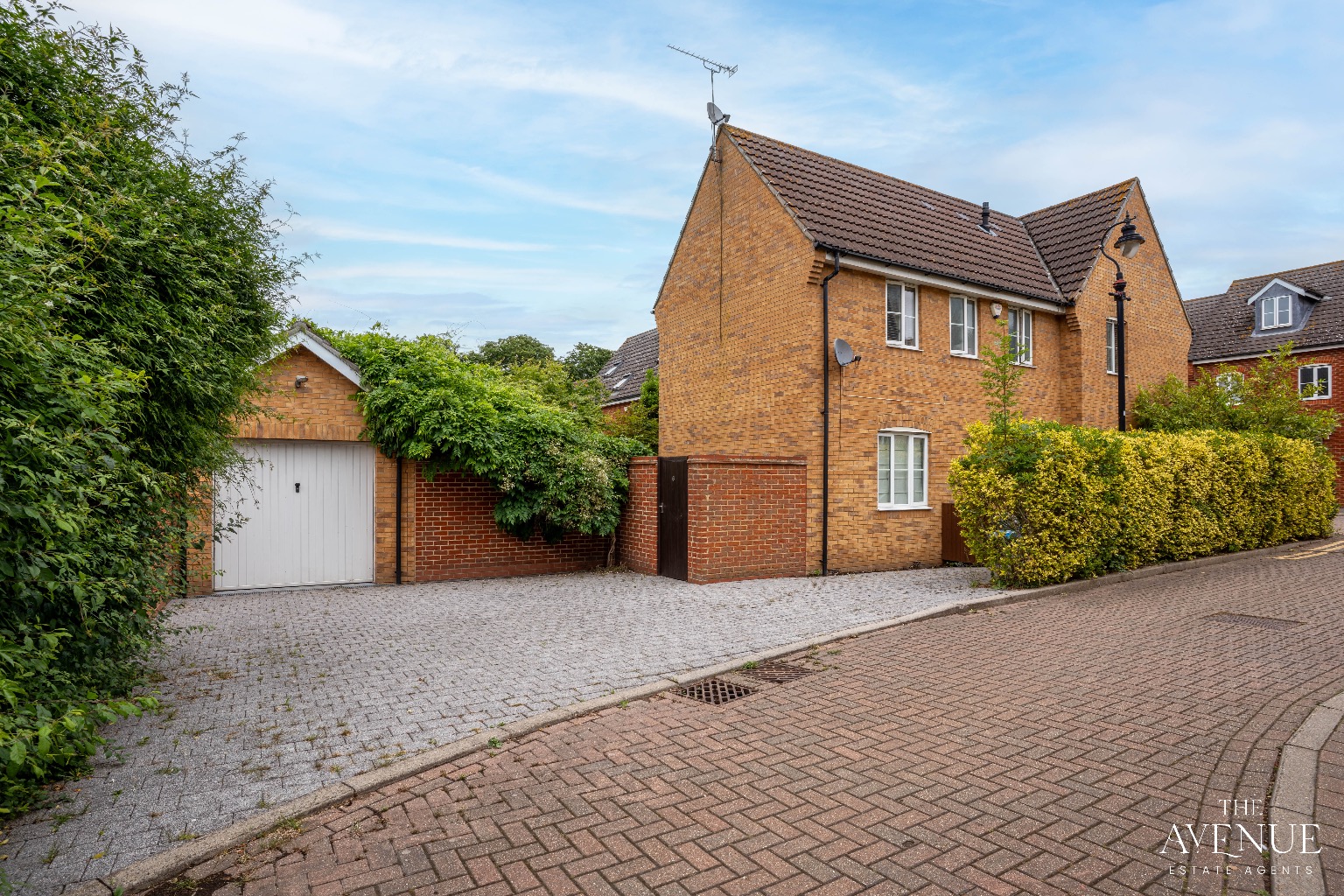 4 bed detached house for sale in Bonham Drive, Orsett 13