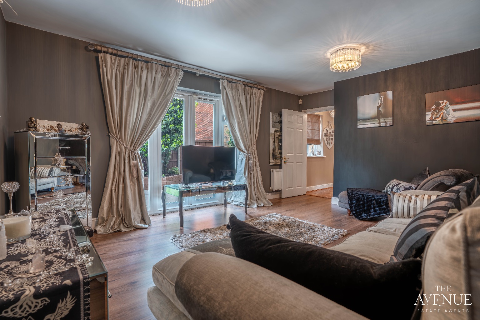 4 bed detached house for sale in Bonham Drive, Orsett 3