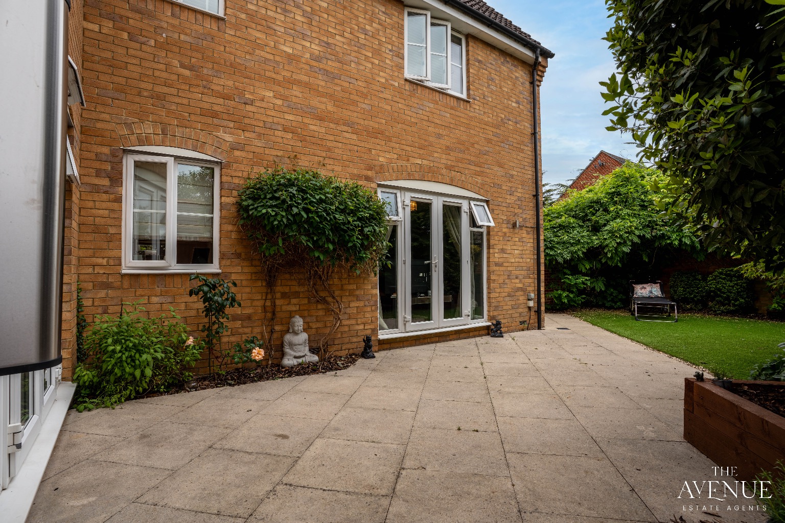 4 bed detached house for sale in Bonham Drive, Orsett 10
