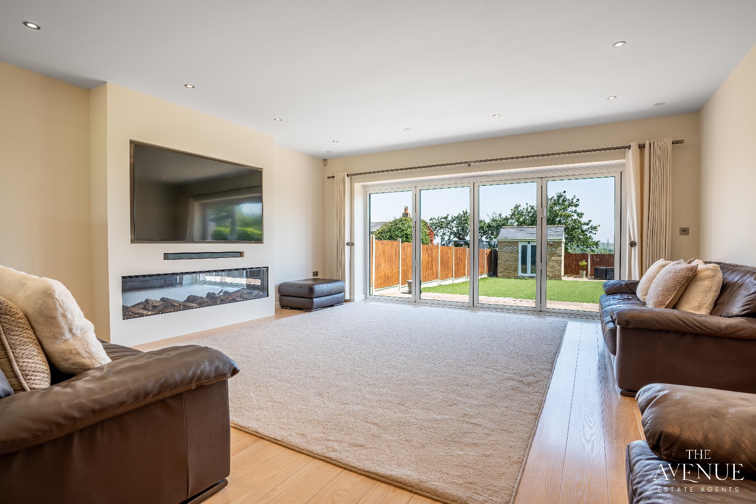 5 bed detached house for sale in High Road, Fobbing, Stanford-le-hope  - Property Image 2