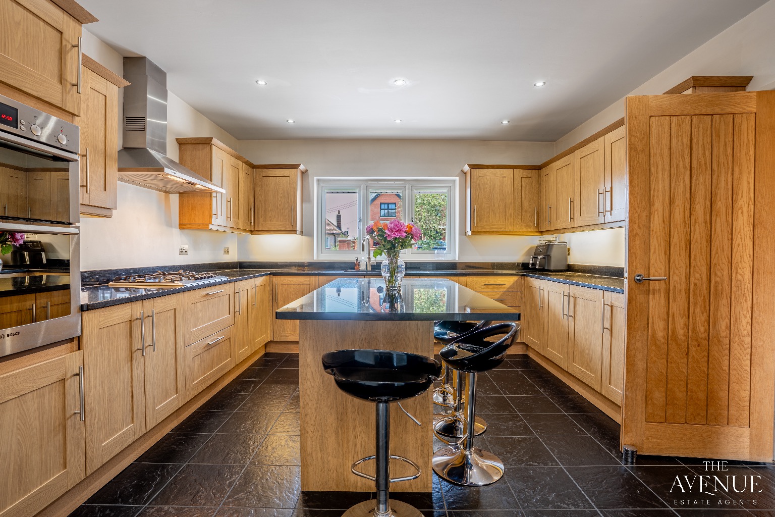 5 bed detached house for sale in High Road, Fobbing, Stanford-le-hope 2