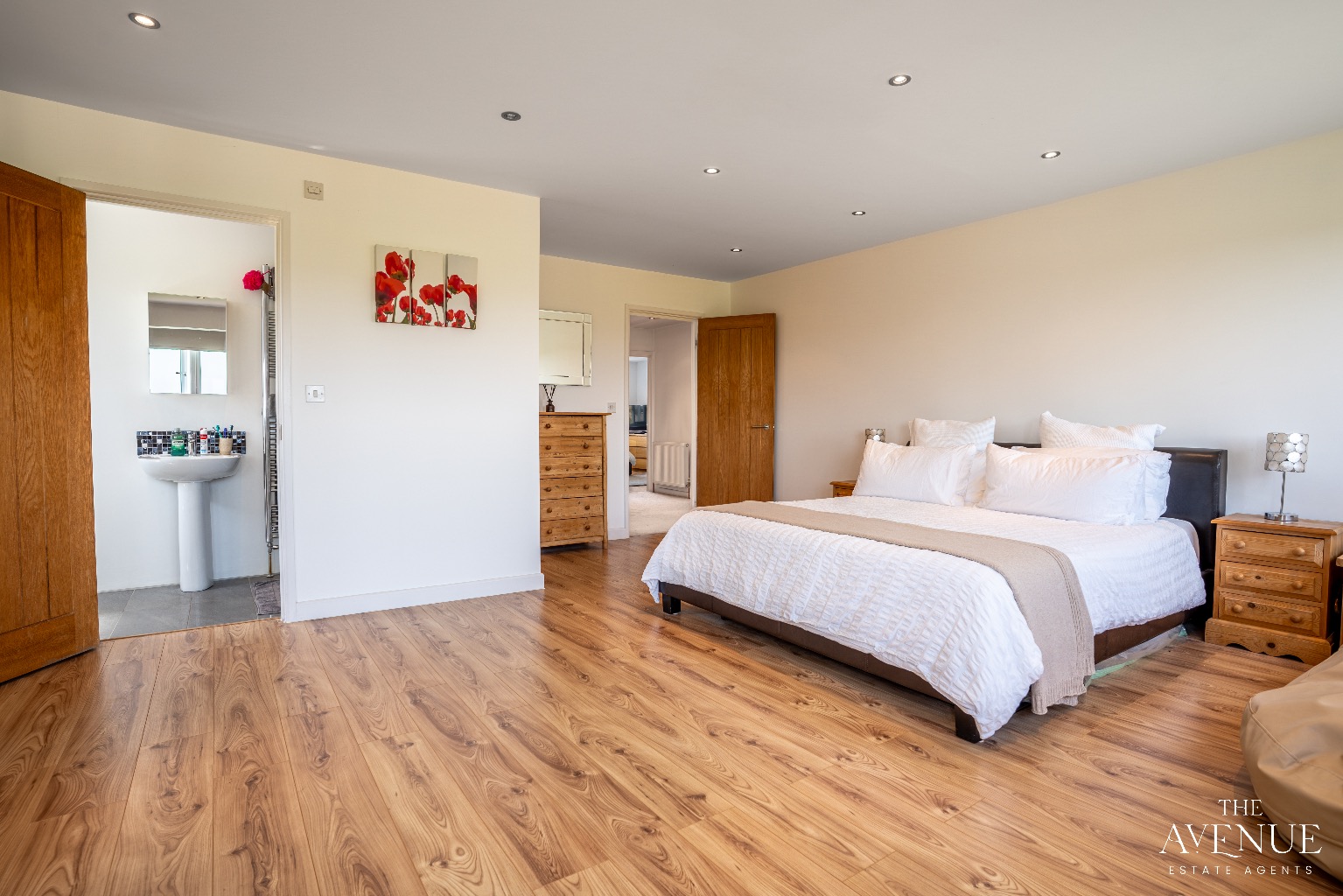 5 bed detached house for sale in High Road, Fobbing, Stanford-le-hope  - Property Image 14