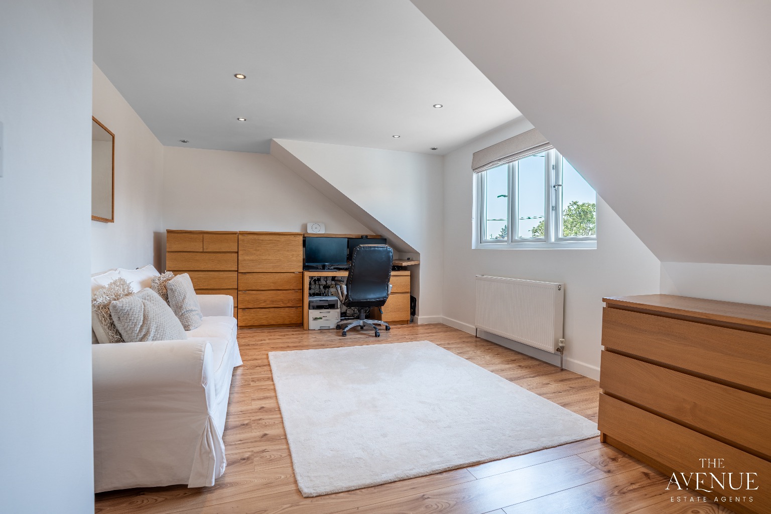 5 bed detached house for sale in High Road, Fobbing, Stanford-le-hope  - Property Image 19
