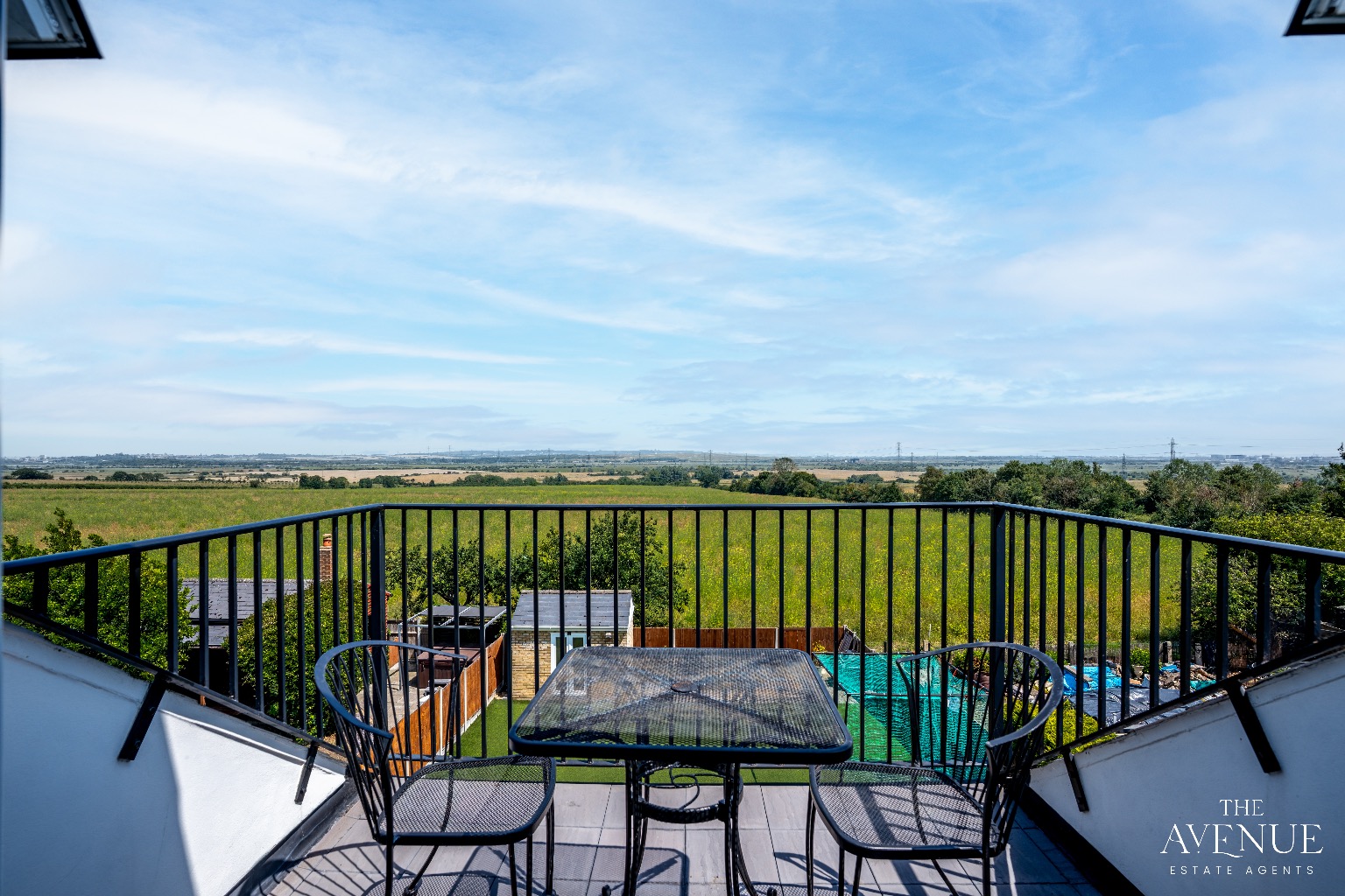 5 bed detached house for sale in High Road, Fobbing, Stanford-le-hope 7