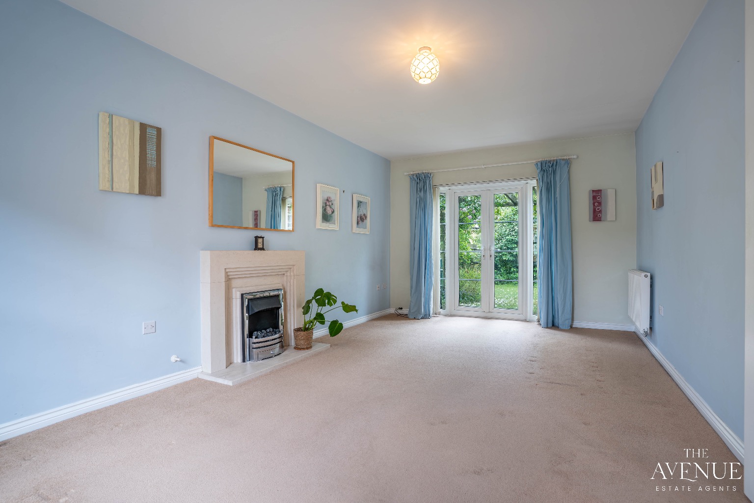 5 bed detached house for sale in Sachfield Drive, Chafford Hundred 3