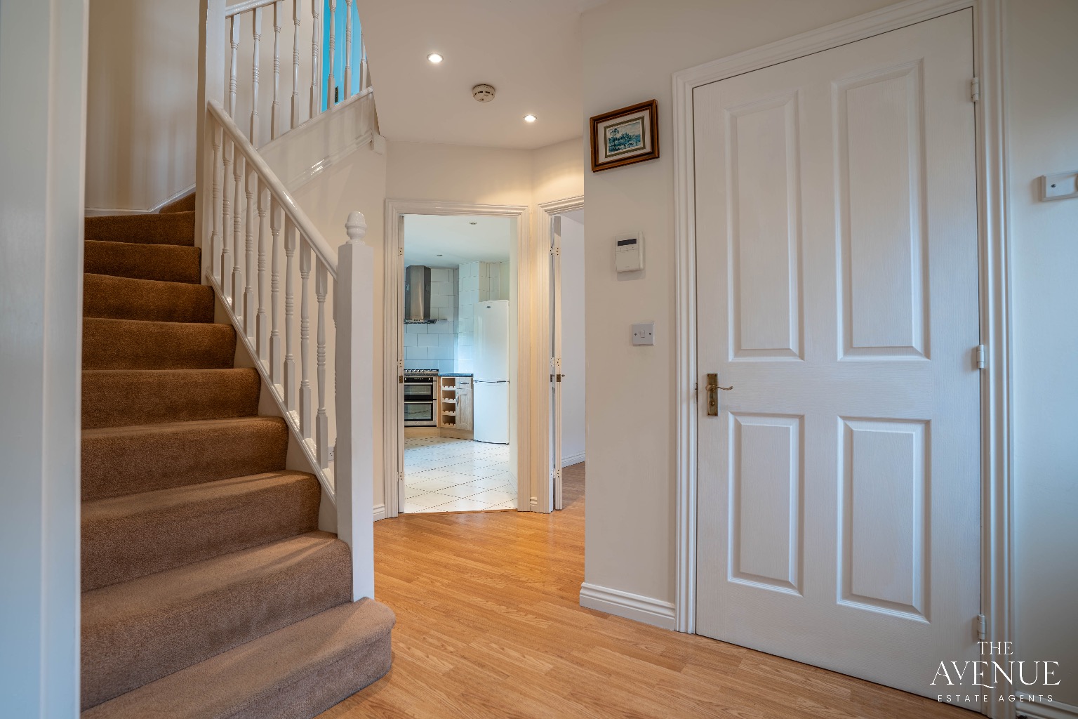 5 bed detached house for sale in Sachfield Drive, Chafford Hundred 5