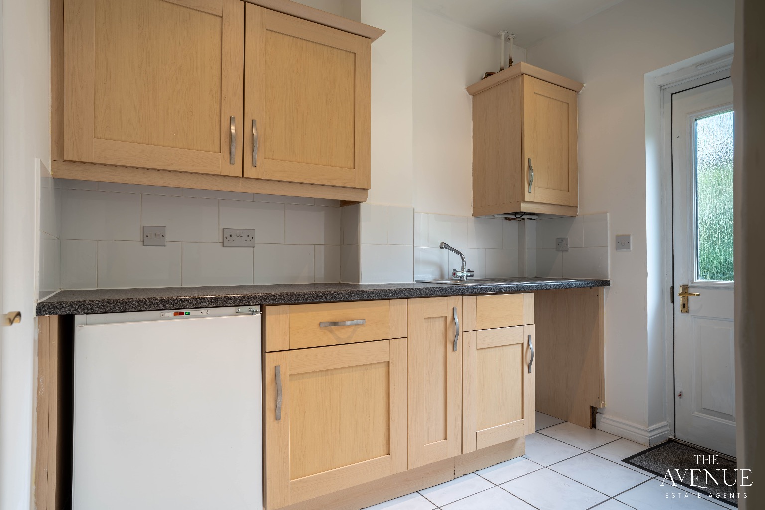 5 bed detached house for sale in Sachfield Drive, Chafford Hundred 2