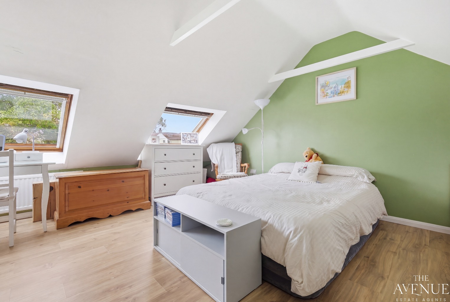 4 bed semi-detached house for sale in Milton Road, Grays  - Property Image 8